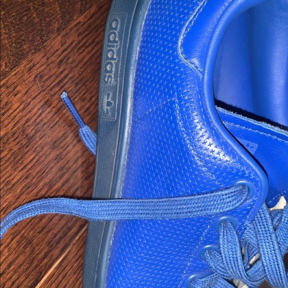 Blue Adidas Stan Smith sneakers - Picture 3 of 3